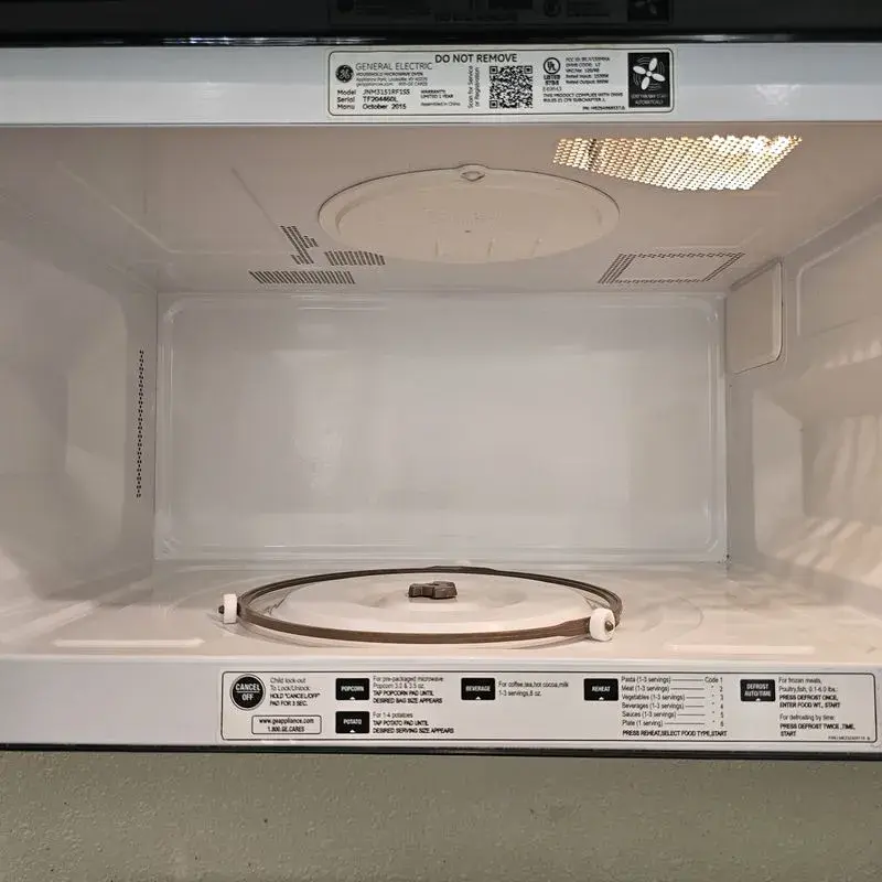 Spotless microwave interior after a CleanieUp deep cleaning in Winter Garden, FL