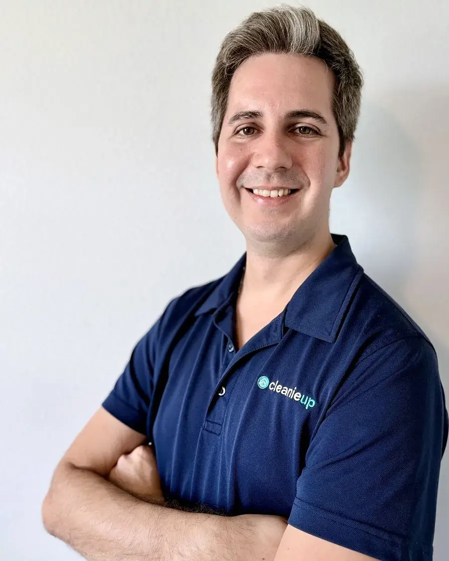 Facundo, owner of CleanieUp, the locally owned cleaning company in Winter Garden, FL Facundo, owner of CleanieUp, the locally owned cleaning company in Winter Garden, FL